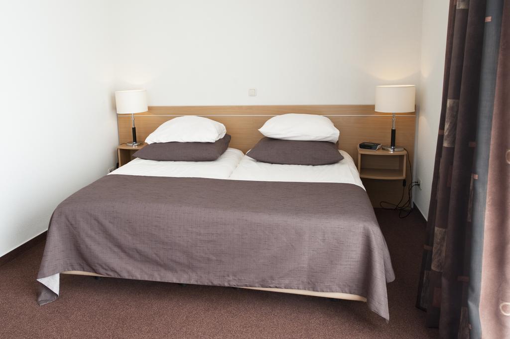 Hotel Ameland Nes  Szoba fotó